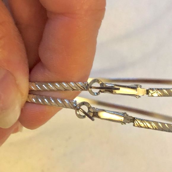 3 1/2” round large hoop pierced earrings silver tone - Picture 4 of 8